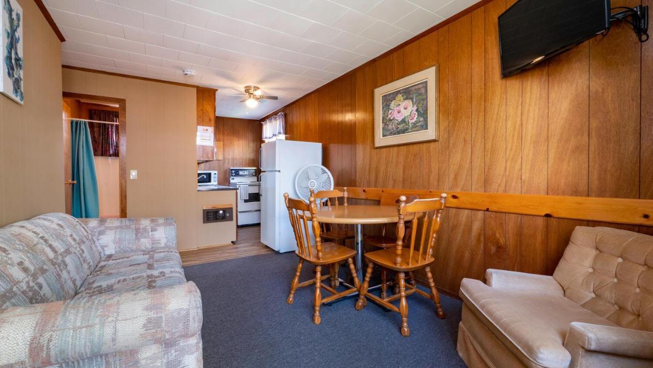Bel Air Cottages And Motel Sauble Beach Buitenkant foto