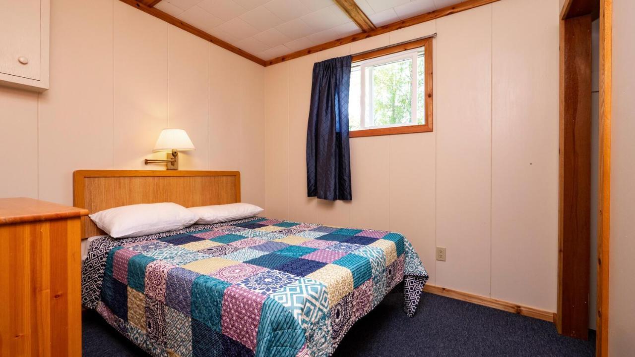 Bel Air Cottages And Motel Sauble Beach Buitenkant foto