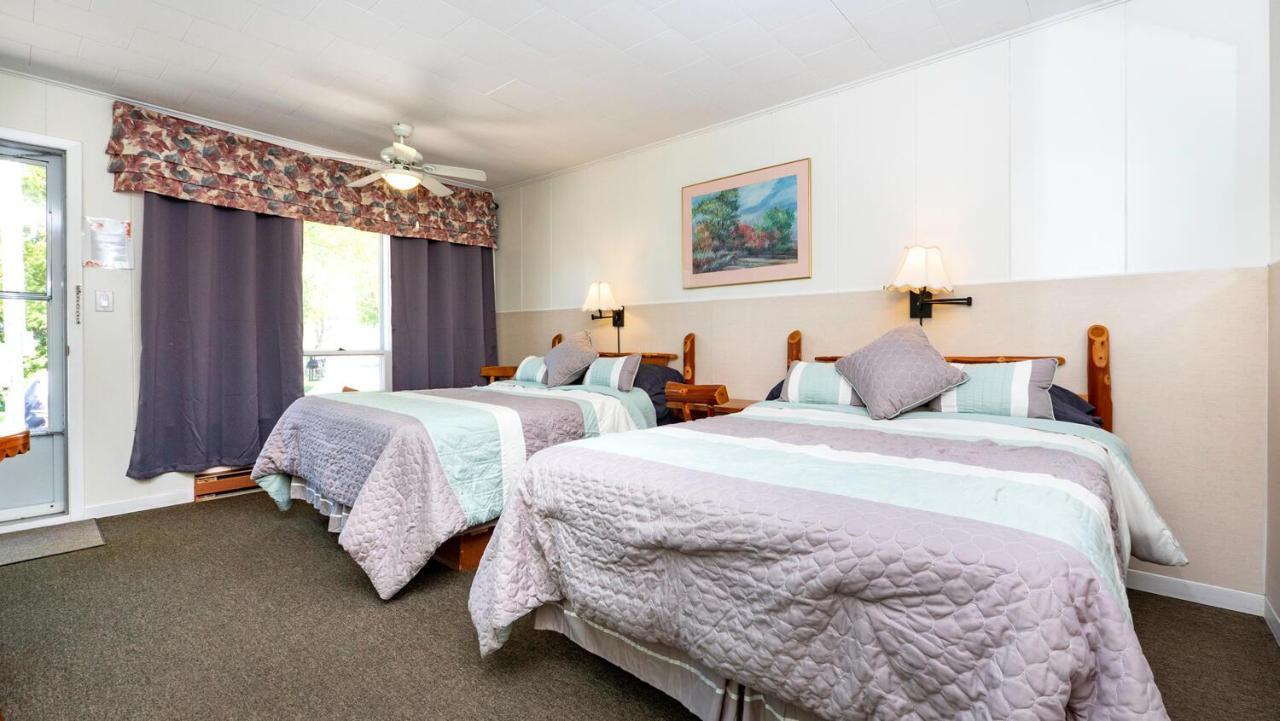 Bel Air Cottages And Motel Sauble Beach Buitenkant foto